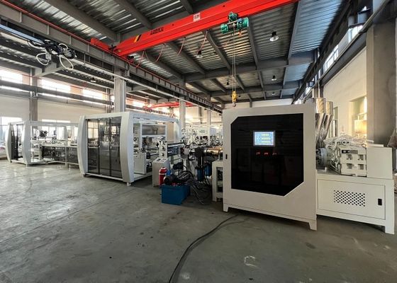 Vide complètement automatique de machine de boursouflure qui peut fabriquer des produits directement à partir des granules de matière première