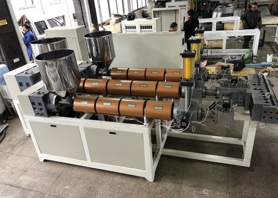 La nourriture automatique de machine de boursouflure de PVC emportent la machine jetable de fabrication de cartons de déjeuner